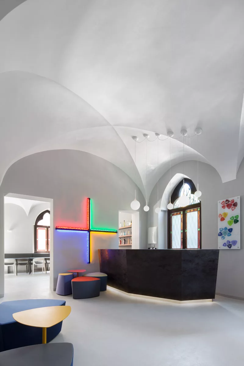 Babila Hostel
