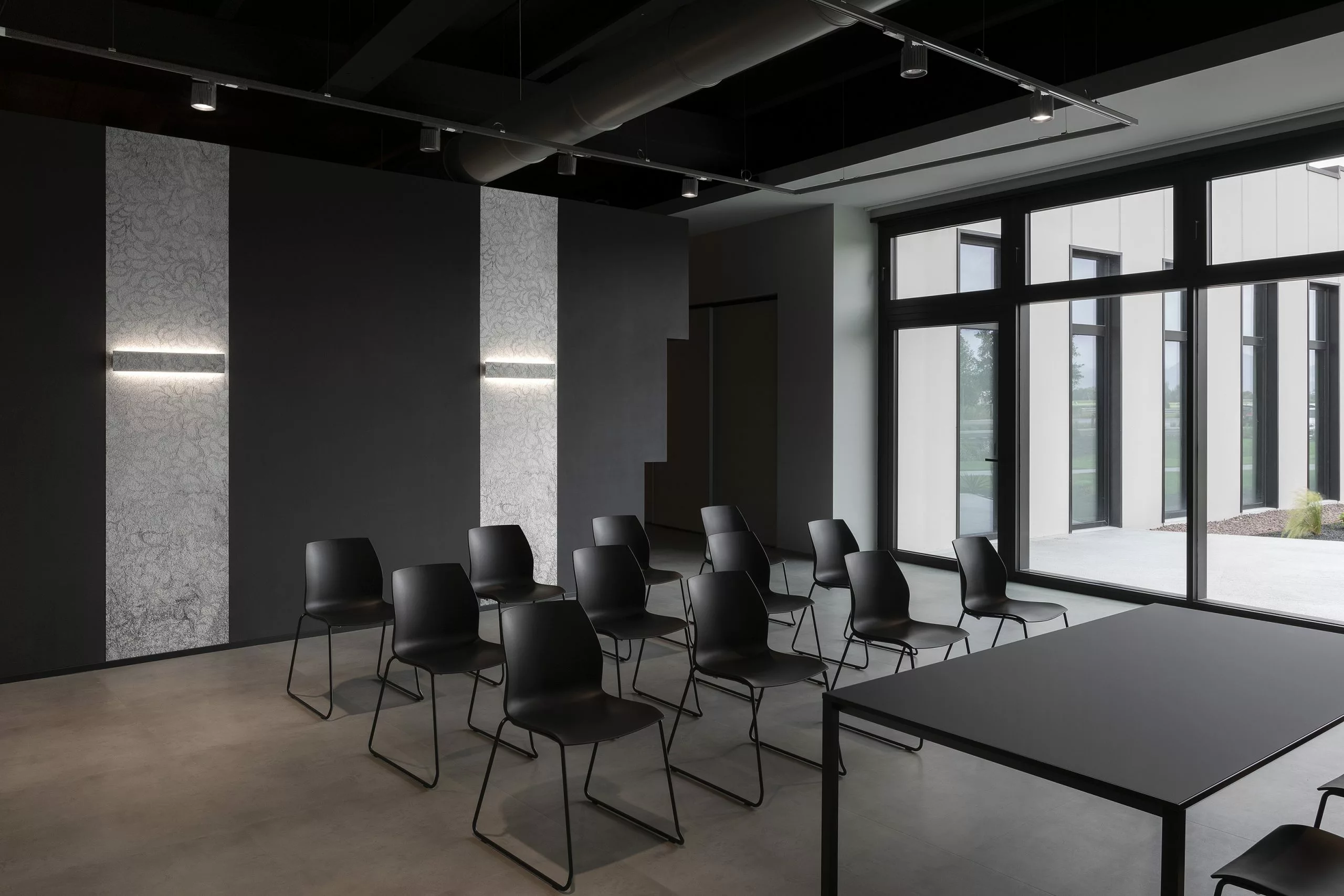L&L sala meeting